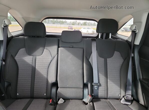 5XYRG4JC0TG449339 2026 KIA SORENTO Black Rear seats view