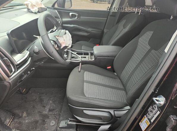 5XYRG4JC0TG449339 2026 KIA SORENTO Black Front interior view