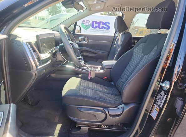 5XYRG4JC8TG419862 2026 KIA SORENTO Black Widok wnętrza z przodu