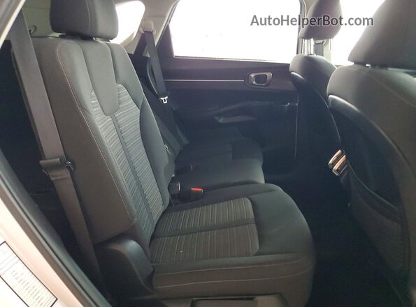 5XYRG4LC0MG017851 2021 KIA SORENTO White Rear interior view