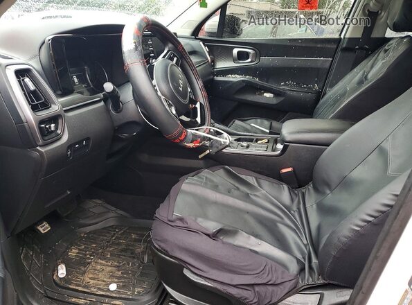 5XYRG4LC5PG205673 2023 KIA SORENTO Белый Вид салона спереди