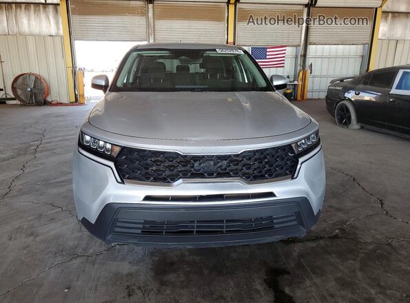 5XYRG4LC8NG096154 2022 KIA SORENTO Silver Դիմացի տեսք
