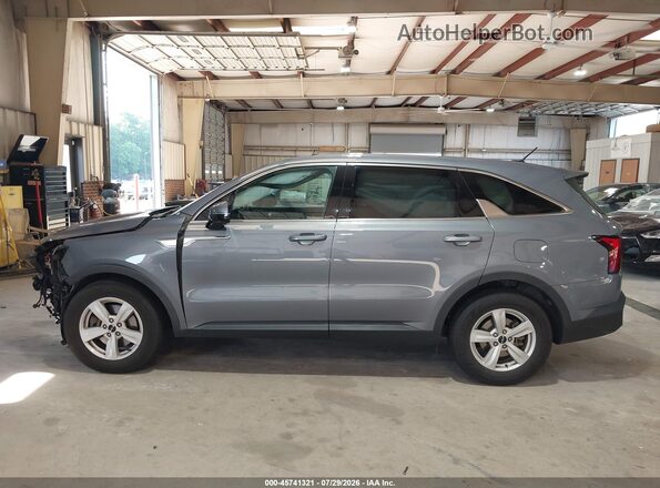 5XYRG4LC8NG098924 2022 KIA SORENTO Gray Widok wnętrza z tyłu
