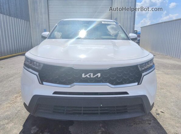 5XYRG4LC9PG172497 2023 KIA SORENTO Белый Вид спереди
