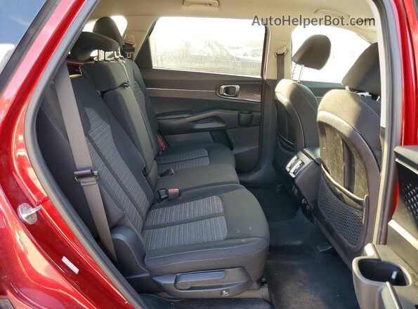 5XYRGDLC0NG077680 2022 KIA SORENTO Красный Вид задней части салона