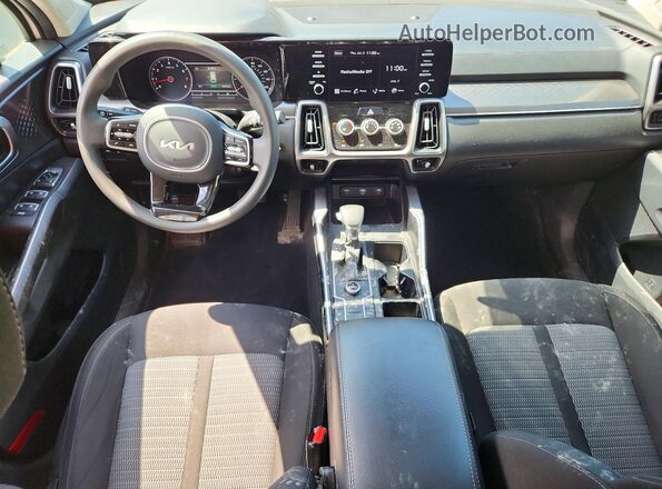 5XYRGDLC0PG177846 2023 KIA SORENTO Белый Вид панели приборов