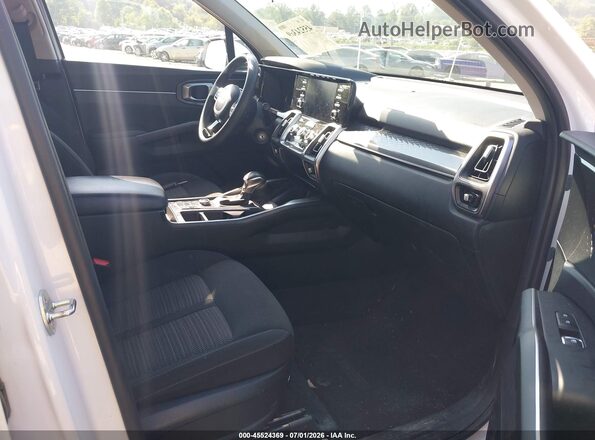 5XYRGDLC1PG212359 2023 KIA SORENTO White Vista interior delantera