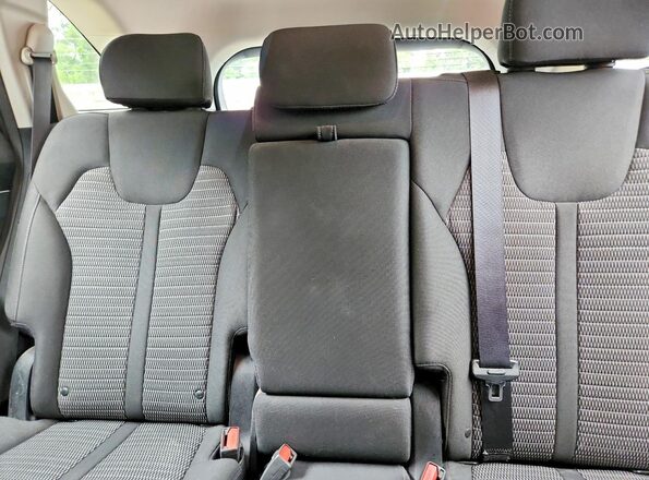 5XYRGDLC8NG119626 2022 KIA SORENTO Red უკანა სავარძლების ხედი