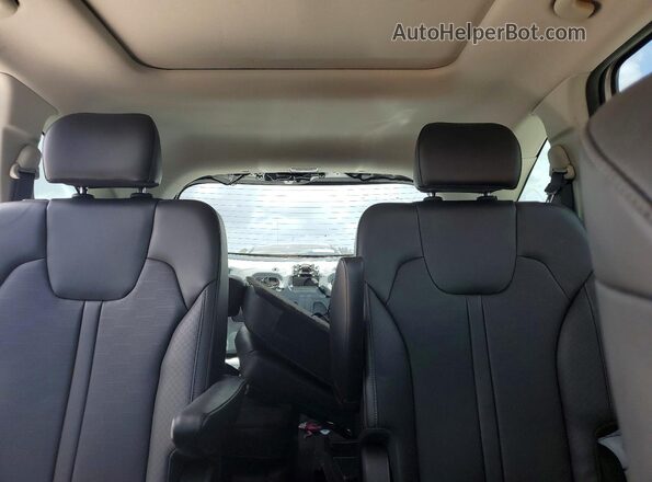 5XYRH4JF7RG286043 2024 KIA SORENTO Белый Вид задних сидений
