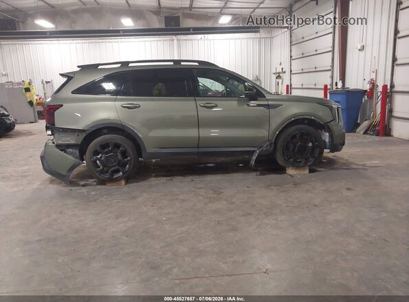 5XYRHDJF2SG325899 2025 KIA SORENTO Green Widok wnętrza z tyłu