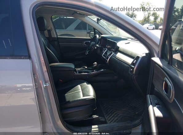 5XYRHDLF2NG152032 2022 KIA SORENTO Gray Front interior view