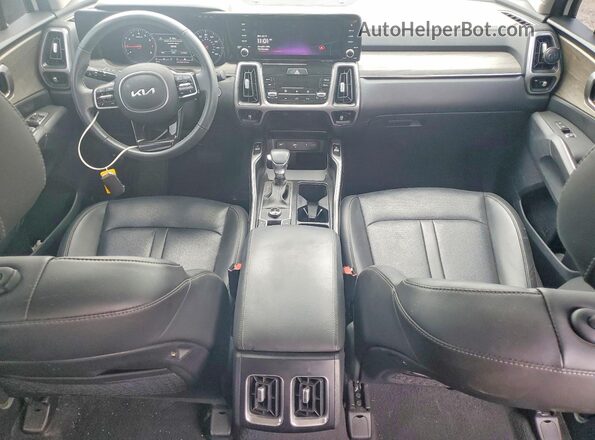 5XYRHDLF6PG247065 2023 KIA SORENTO White Առջևի վահանակի տեսք