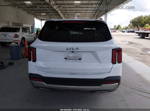 5XYRK4JF1RG304702 2024 KIA SORENTO White 