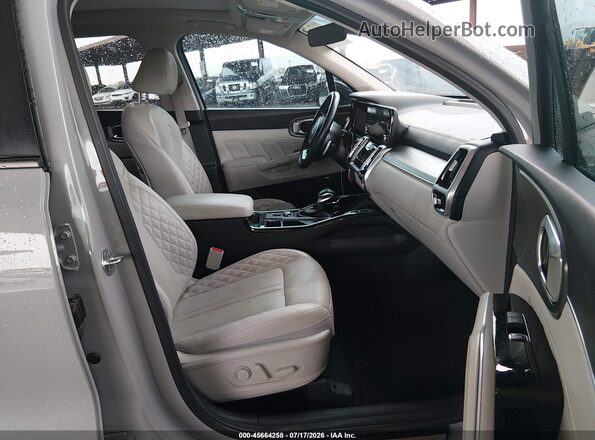 5XYRK4LF0NG134856 2022 KIA SORENTO Gray Front interior view