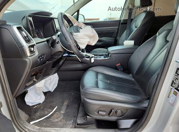 5XYRK4LF0NG152323 2022 KIA SORENTO Gray Widok wnętrza z przodu