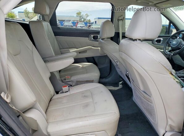 5XYRK4LF3MG032885 2021 KIA SORENTO Black Вид задньої частини салону