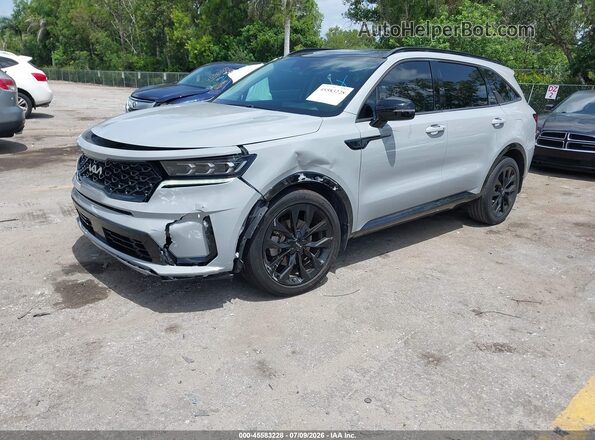 5XYRK4LF3PG166963 2023 KIA SORENTO Gray Vista tres cuartos delantera izquierda
