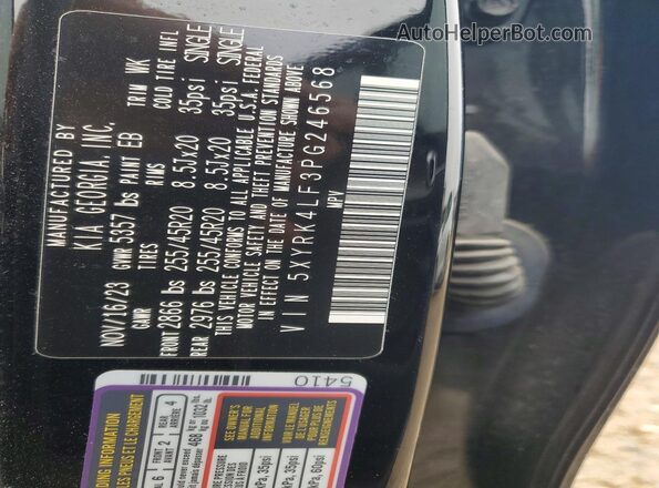 5XYRK4LF3PG246568 2023 KIA SORENTO Black Vista de la etiqueta del VIN