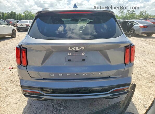 5XYRK4LF4NG091610 2022 KIA SORENTO Gray Widok z tyłu