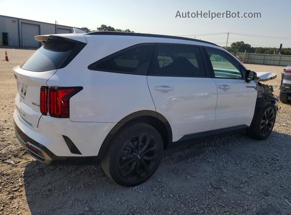 5XYRK4LF6MG033898 2021 KIA SORENTO White Rear right