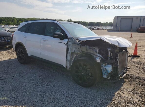 5XYRK4LF6MG033898 2021 KIA SORENTO White Front right