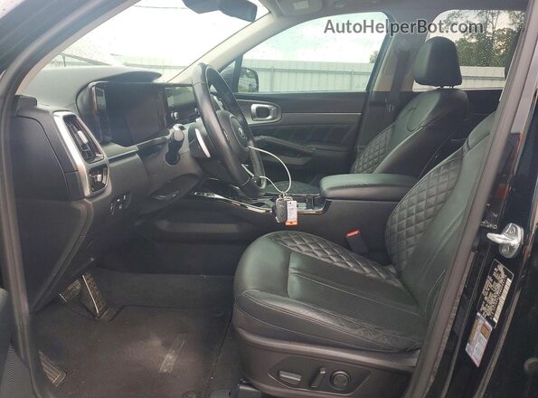 5XYRK4LF6MG064178 2021 KIA SORENTO Черный Вид салона спереди
