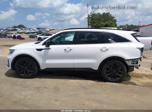 5XYRK4LF8NG098687 2022 KIA SORENTO White 