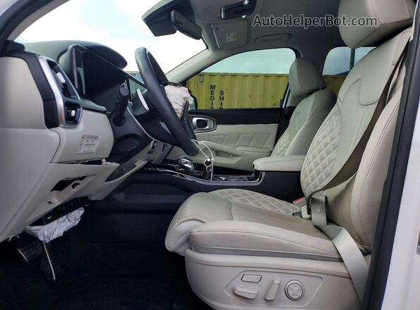 5XYRK4LFXNG126411 2022 KIA SORENTO White Սալոնի դիմացի տեսք