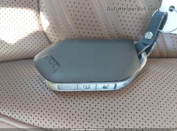 5XYRKDJF2RG273945 2024 KIA SORENTO Green Առջևի վահանակի տեսք