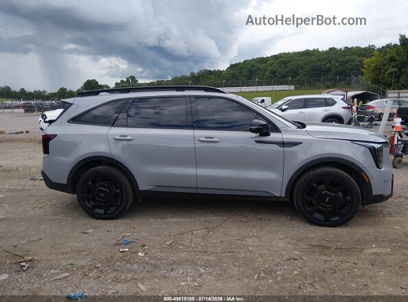 5XYRKDJF6RG266738 2024 KIA SORENTO Gray Rear interior view