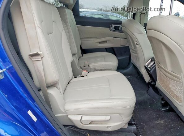 5XYRKDLF2NG160391 2022 KIA SORENTO Blue უკანა სალონის ხედი