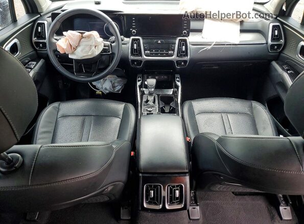 5XYRKDLF3PG186050 2023 KIA SORENTO Gray Widok deski rozdzielczej