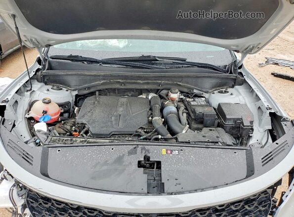 5XYRKDLF3PG186050 2023 KIA SORENTO Gray Widok wnętrza z tyłu