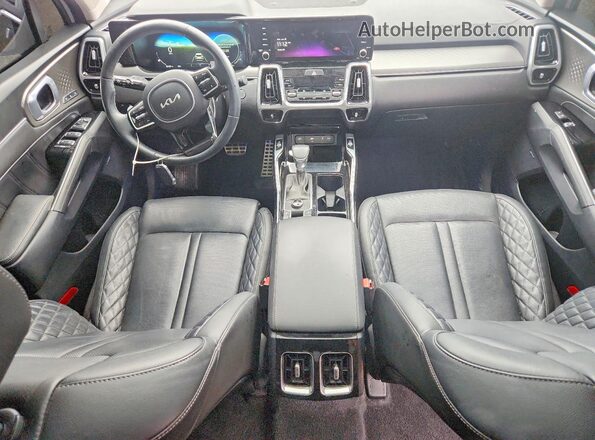 5XYRKDLF4PG162291 2023 KIA SORENTO Gray Widok deski rozdzielczej