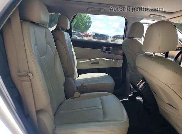 5XYRKDLF7MG057272 2021 KIA SORENTO White Rear interior view