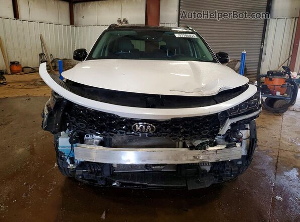 5XYRKDLFXMG050557 2021 KIA SORENTO White Widok z przodu