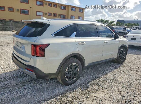 5XYRL4JC6TG433156 2026 KIA SORENTO Silver Tył prawy