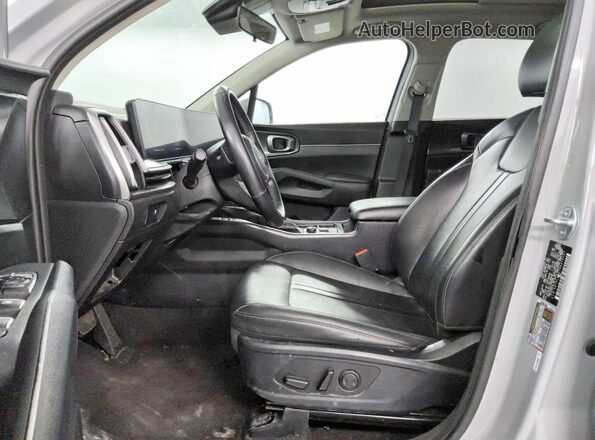 5XYRL4JC7RG275127 2024 KIA SORENTO Gray Вид салону спереду
