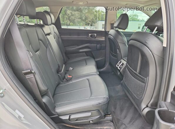 5XYRL4JC7SG370762 2025 KIA SORENTO Gray Widok wnętrza z tyłu