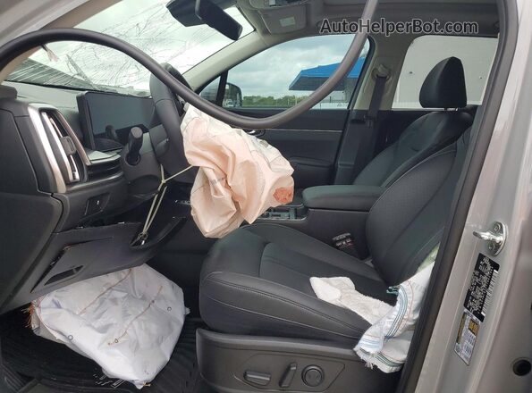 5XYRL4JC7TG437863 2026 KIA SORENTO Silver Front interior view