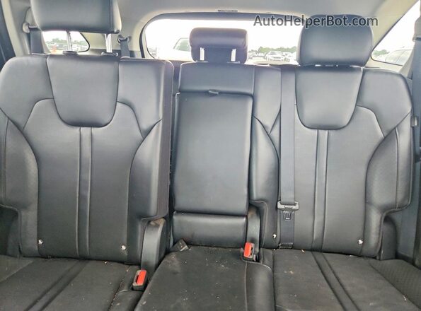 5XYRL4JC8RG276013 2024 KIA SORENTO Gray Widok tylnych siedzeń