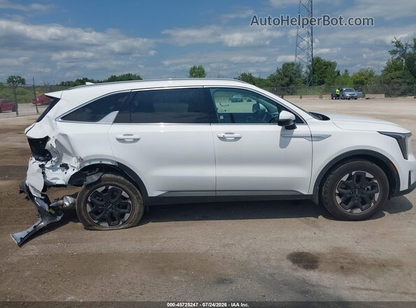 5XYRL4JC8TG440643 2026 KIA SORENTO White Rear interior view