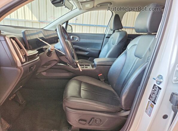 5XYRLDJC5RG288197 2024 KIA SORENTO Белый Вид салона спереди