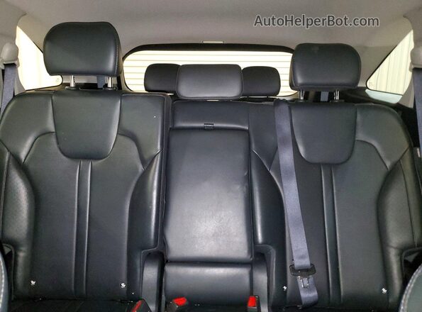 5XYRLDJC6RG289777 2024 KIA SORENTO Gray Widok tylnych siedzeń