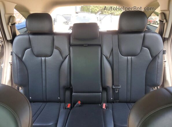 5XYRLDJC8RG287786 2024 KIA SORENTO Black Հետևի նստատեղերի տեսք