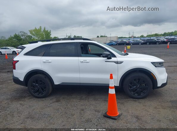 5XYRLDLC5NG082241 2022 KIA SORENTO Белый Вид задней части салона