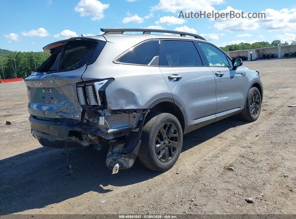 5XYRLDLC8PG229025 2023 KIA SORENTO Серый Задняя правая четверть