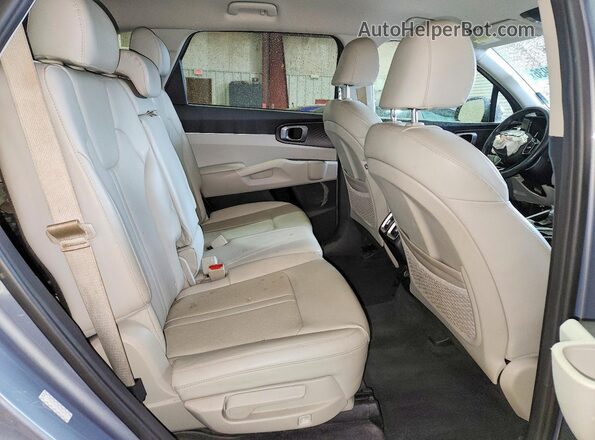 5XYRLDLCXMG020901 2021 KIA SORENTO Gray Vista de los asientos traseros