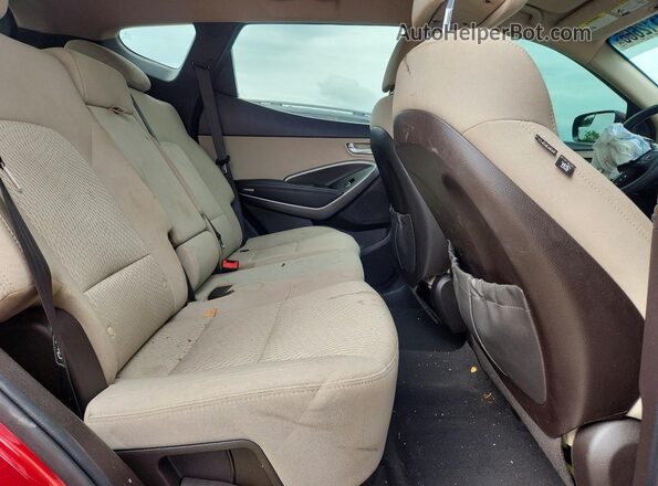 5XYZT3LB2GG358699 2016 HYUNDAI SANTA Красный Вид задней части салона