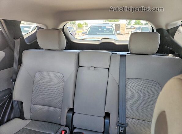 5XYZT3LB2HG428915 2017 HYUNDAI SANTA White Вид задніх сидінь